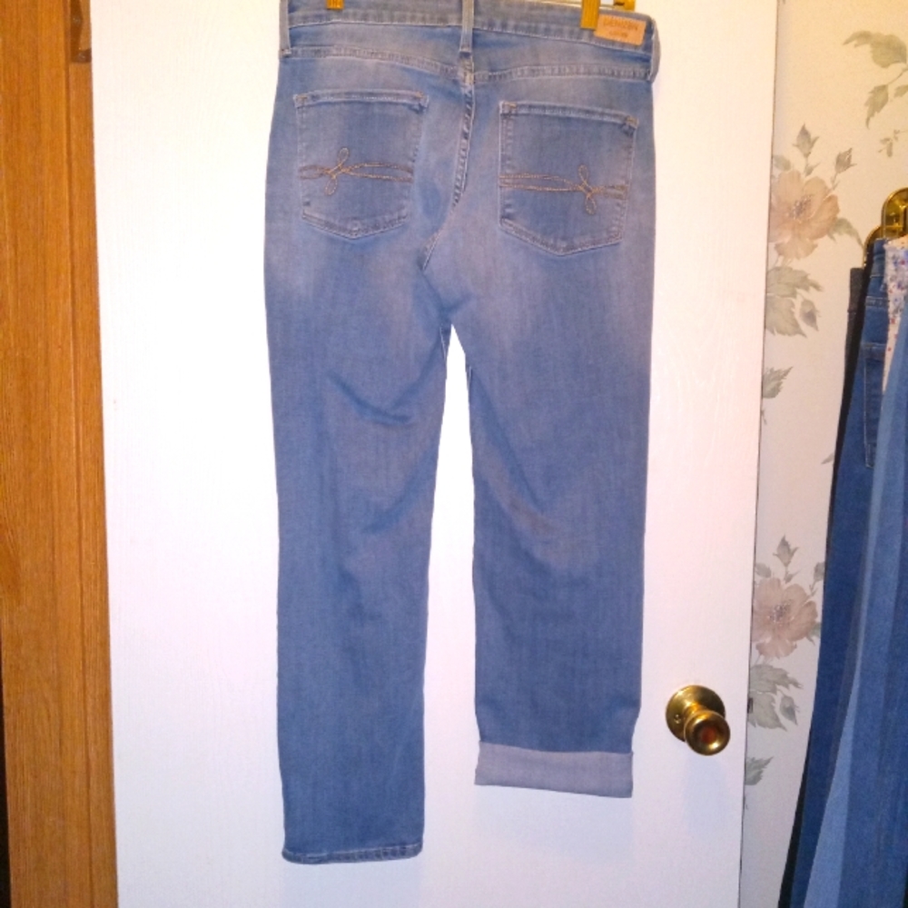 Ankle length jeans